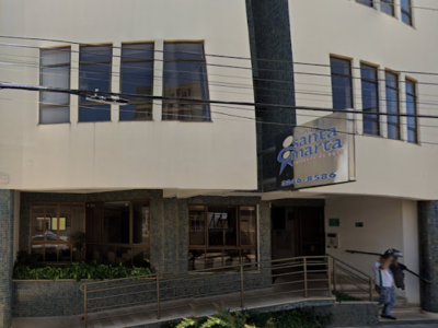 Clínica Santa Marta